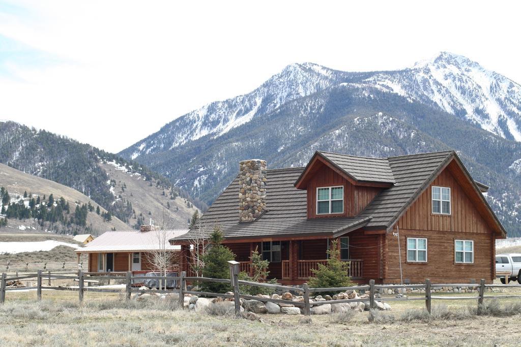 Cliff Lake Montana Spirit Guest Lodge מראה חיצוני תמונה